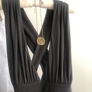 House of Harlow black v neck mini party dress